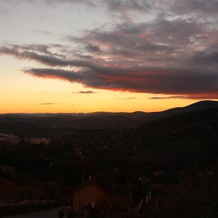 Appartement Spacieux Et Chaleureux A Grasse Exterior foto