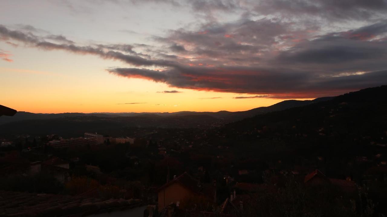 Appartement Spacieux Et Chaleureux A Grasse Exterior foto